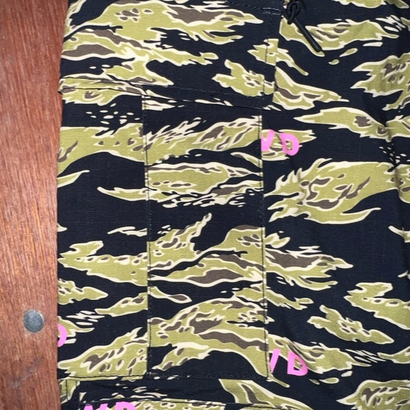 Halfway Dead Camo Pants - Picture 5 of 7